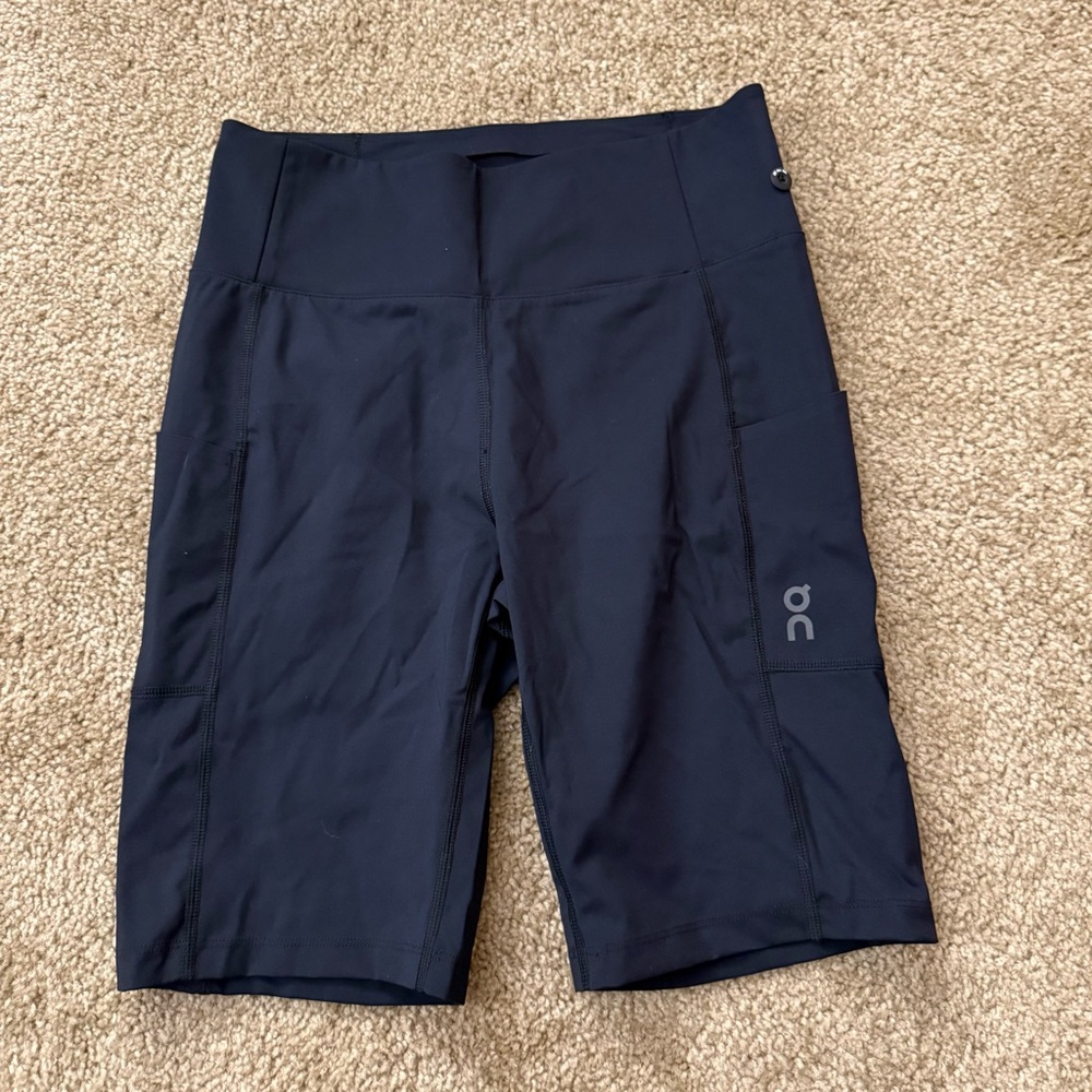 On Running Women's Black Shorts
